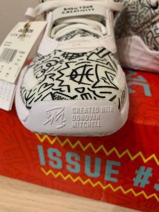 Zapatillas Adidas DON Issue #3 Talla 40