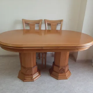 Mesa comedor y 6 sillas de madera