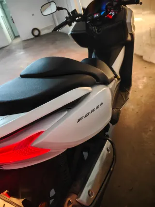 Honda Forza NSS300 ABS 2015 Blanca