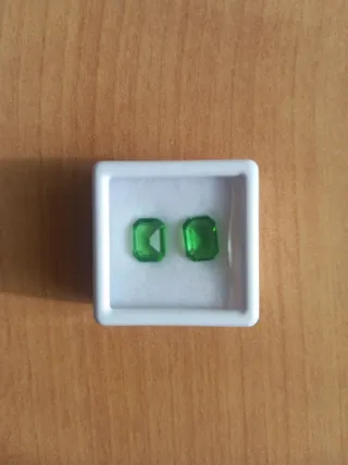 2 Aguamarinas Sintéticas Verdes