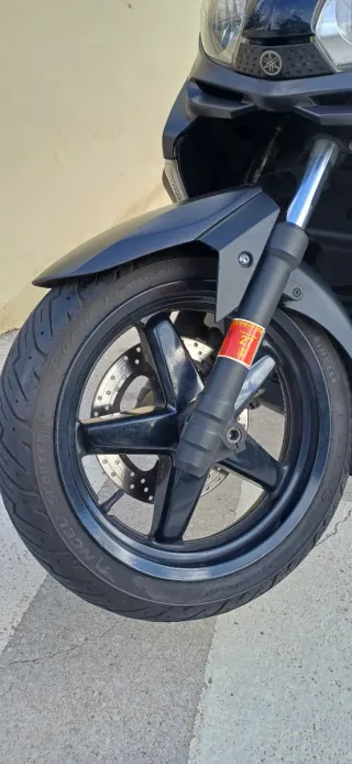 YAMAHA XMAX 250SPORT, COLOR NEGRO