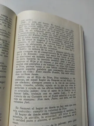 Libro de meditación religiosa