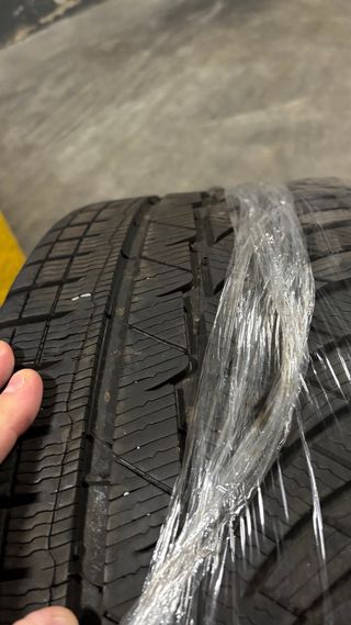 4 neumaticos Michelin Pilot Alpine 19 235/35/19