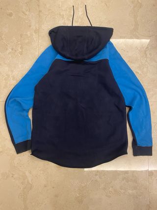 Chaqueta deportiva Nike con cremallera