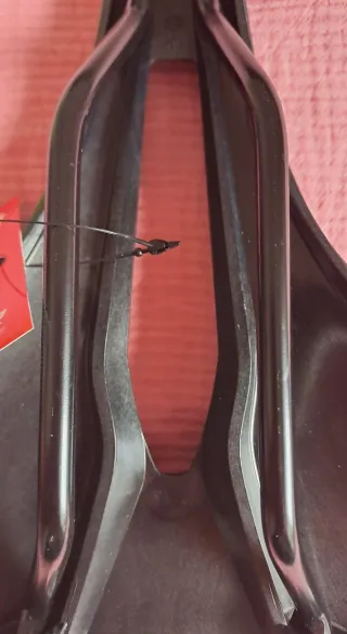 Sillín Specialized Negro 143mm