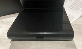 *️⃣ESTACIÓN DE CARGA INALÁMBRICA MOKO 2-en-1.