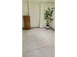 Local comercial en alquiler en Campo San Francisco - Plaza de América en Oviedo