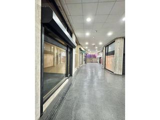 Local comercial en alquiler en Campo San Francisco - Plaza de América en Oviedo