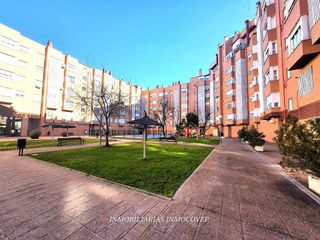 Piso en alquiler en Prado Santo Domingo - Ensanche en Alcorcón