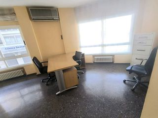 Oficina en alquiler en El Carmen en Murcia