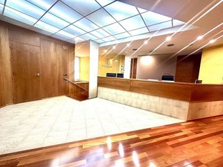 Oficina en alquiler en Playa Bajadilla - Puertos en Marbella