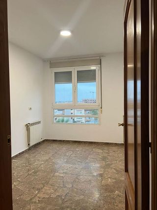 Piso en alquiler en Zona Piscinas en Burriana