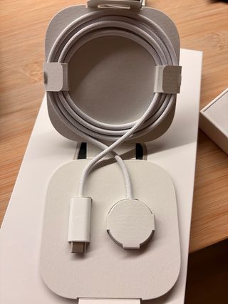 Apple Watch Ultra 2 con cinturino blu navy originale