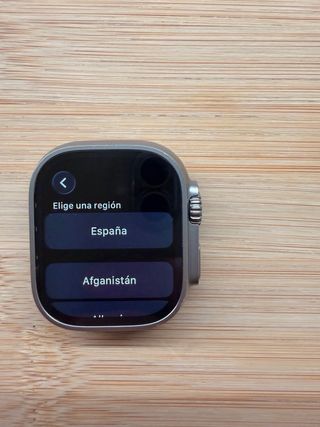 Apple Watch Ultra 2 con cinturino blu navy originale