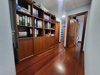 Oficina en alquiler en Centro - Ayuntamiento en Santander