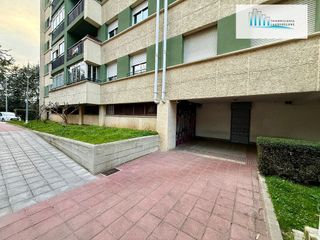 Local comercial en venta en Barañain