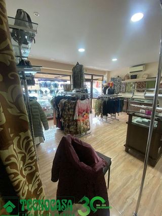 Local comercial en venta en Palomarejos en Toledo