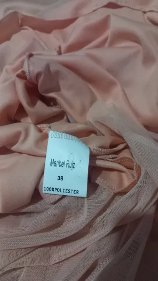 Vestido Poeté Color. Salmón con lentejuelas verde