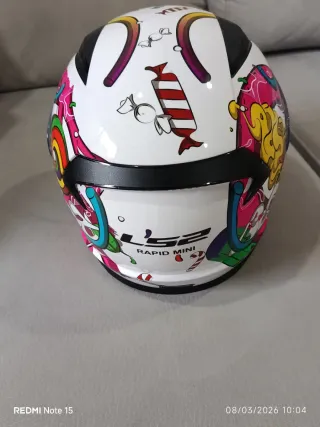 Casco Moto LS2. Blanco con Dibujos.