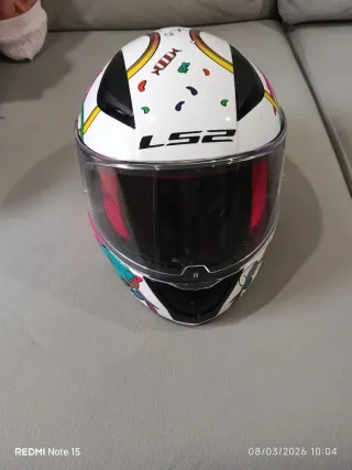 Casco Moto LS2. Blanco con Dibujos.