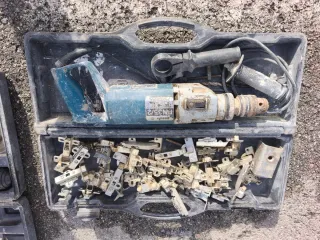 Lote 2 Máquinas: Work Bull, taladro Casals,