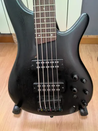 Bajo Eléctrico Ibanez SR305 Negro