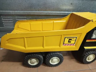 Camión Gozan Colossus Metal 59cm