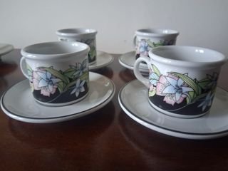 2 Set 4 Tazzine Caffè con Piattini