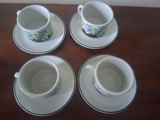 2 Set 4 Tazzine Caffè con Piattini