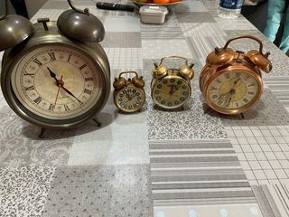 4 Relojes Antiguos Decorativos