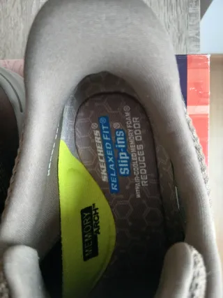 Zapatillas Skechers Relaxed Fit Slip-Ins Beige