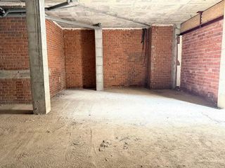 Local comercial en alquiler en Eixample Sud – Migdia en Girona