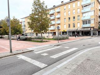 Local comercial en alquiler en Eixample Sud – Migdia en Girona