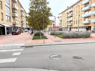 Local comercial en alquiler en Eixample Sud – Migdia en Girona