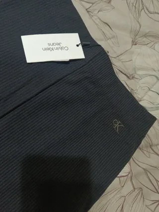 Gonna Calvin Klein nera tag XS