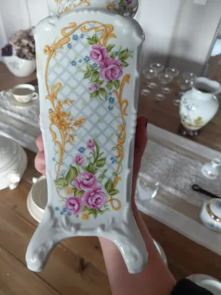 Tres jarrones de porcelana vintage