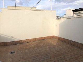 Ático en alquiler en Aljamar en Tomares
