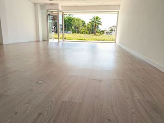 Local comercial en alquiler en Sanlúcar la Mayor