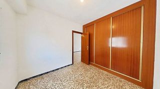 Piso en alquiler en Carolinas Bajas en Alicante