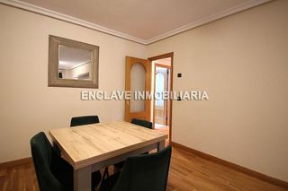 Piso en alquiler en Zona Teatro Campoamor en Oviedo