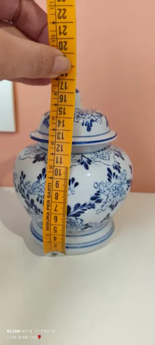 Juego 2 Jarrones Cerámica Azul y Blanco