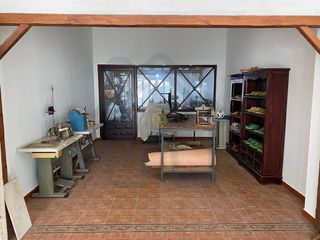 Local comercial en venta en Palacios y Villafranca (Los)