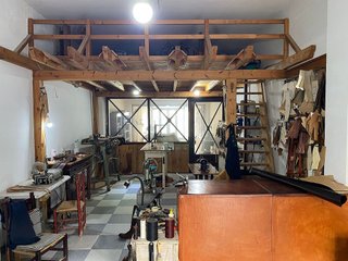 Local comercial en venta en Palacios y Villafranca (Los)