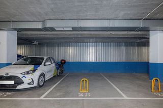 Garaje en venta en Gelves