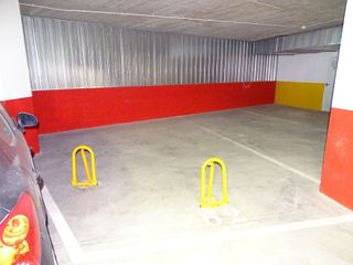 Garaje en venta en Gelves