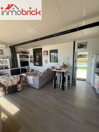 Chalet en alquiler en Lucena