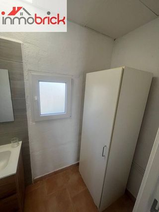 Chalet en alquiler en Lucena