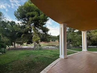 Local comercial en venta en Centro en Chiva