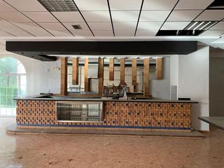 Local comercial en venta en Centro en Chiva