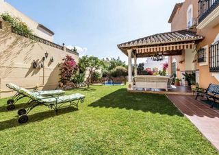 Casa pareada en alquiler en Río Real en Marbella
